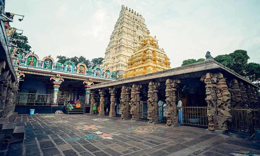 Adherents of Sanatana Dharma approach Supreme Court against order permitting Non Hindus to leasehold shops in Hindu Temple premises Adherents of Sanatana Dharma approach Supreme Court against order permitting Non Hindus to leasehold shops in Hindu Temple premises
